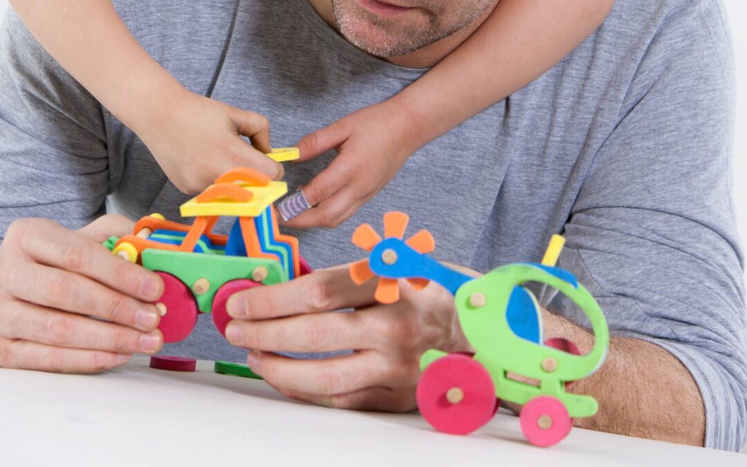 10 idées d’activités créatives à faire en famille pendant les vacances